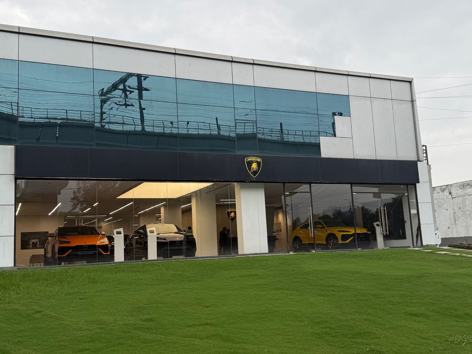 Lamborghini New Delhi Store Image