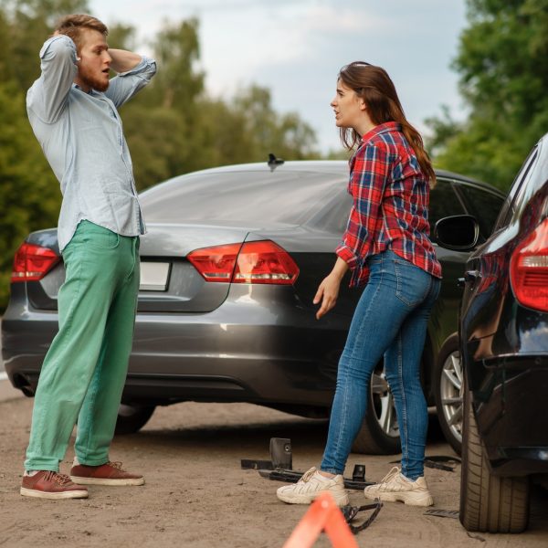 car-accident-on-road-man-and-woman-are-sorted-out.jpg car-accident-on-road-man-and-woman-are-sorted-out.jpg