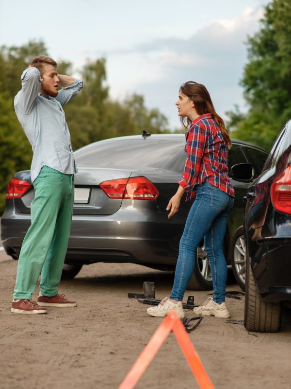 car-accident-on-road-man-and-woman-are-sorted-out.jpg car-accident-on-road-man-and-woman-are-sorted-out.jpg
